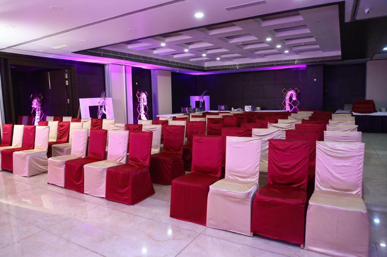 Hotel Atithi Guwahati Exterior foto
